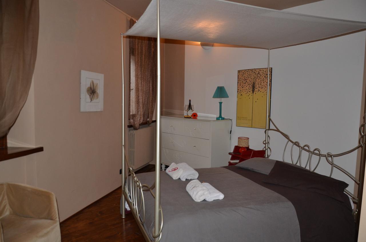 Prigioni House Bed and Breakfast Peschiera del Garda Eksteriør billede